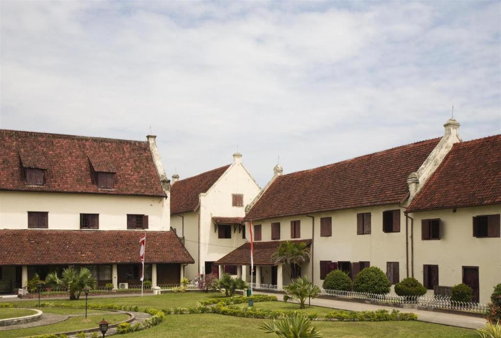 Agraha Andalas Hotel Makassar Exterior photo